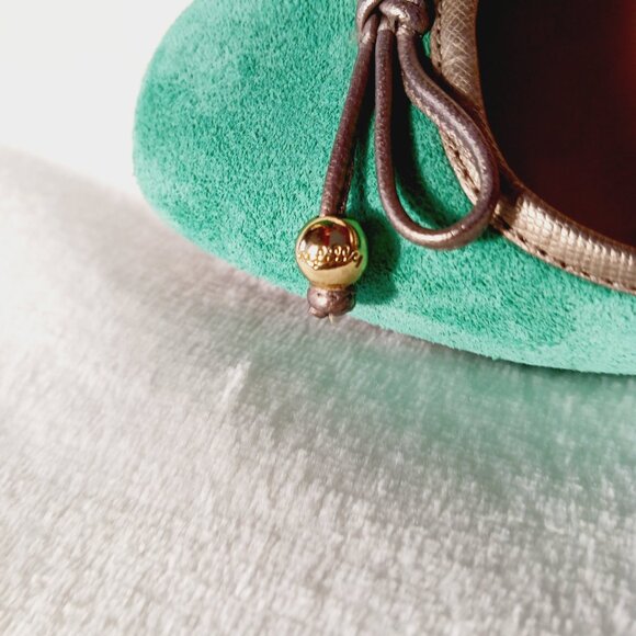 Lilly Pulitzer, Jewel Green Suede Flat Shoes, Size 7M, Gold Trim, Bow, Squared - Picture 11 of 16
